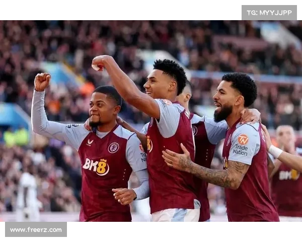 英超激战正酣 赛场精彩瞬间尽显球员拼搏与技巧